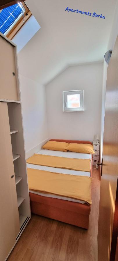 Apartments Borka Биоград-на-Мору Экстерьер фото